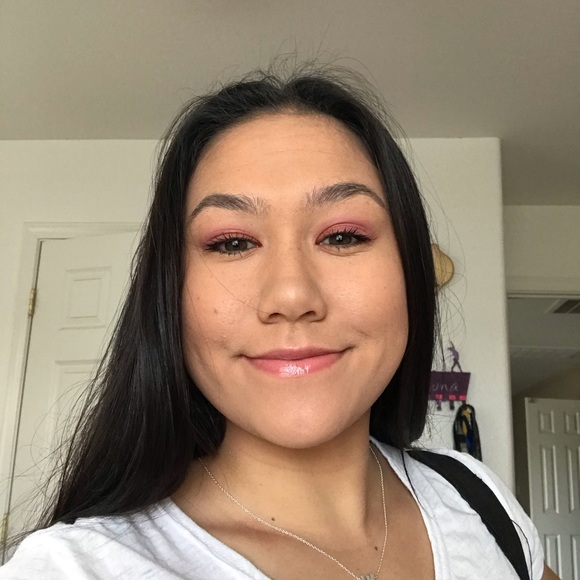 Meet your Posher, Makayla - Picture 2 of 3